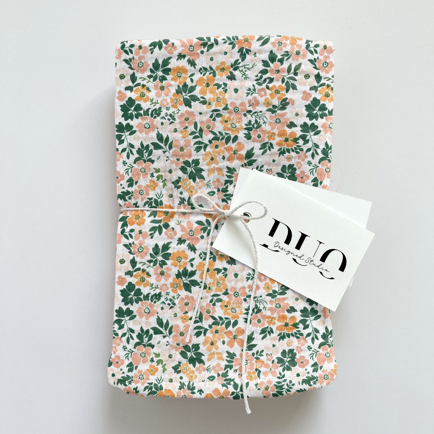 Peach & Pink Ditsy Floral Digital Seamless Pattern