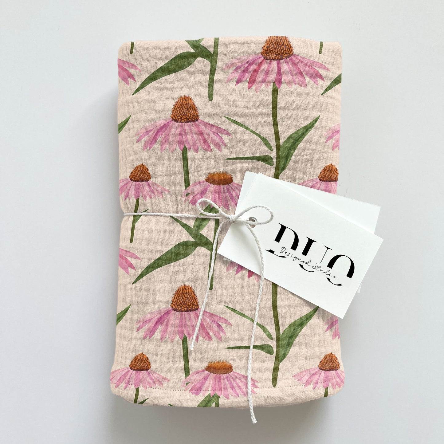 Pink Daisies Digital Seamless Pattern
