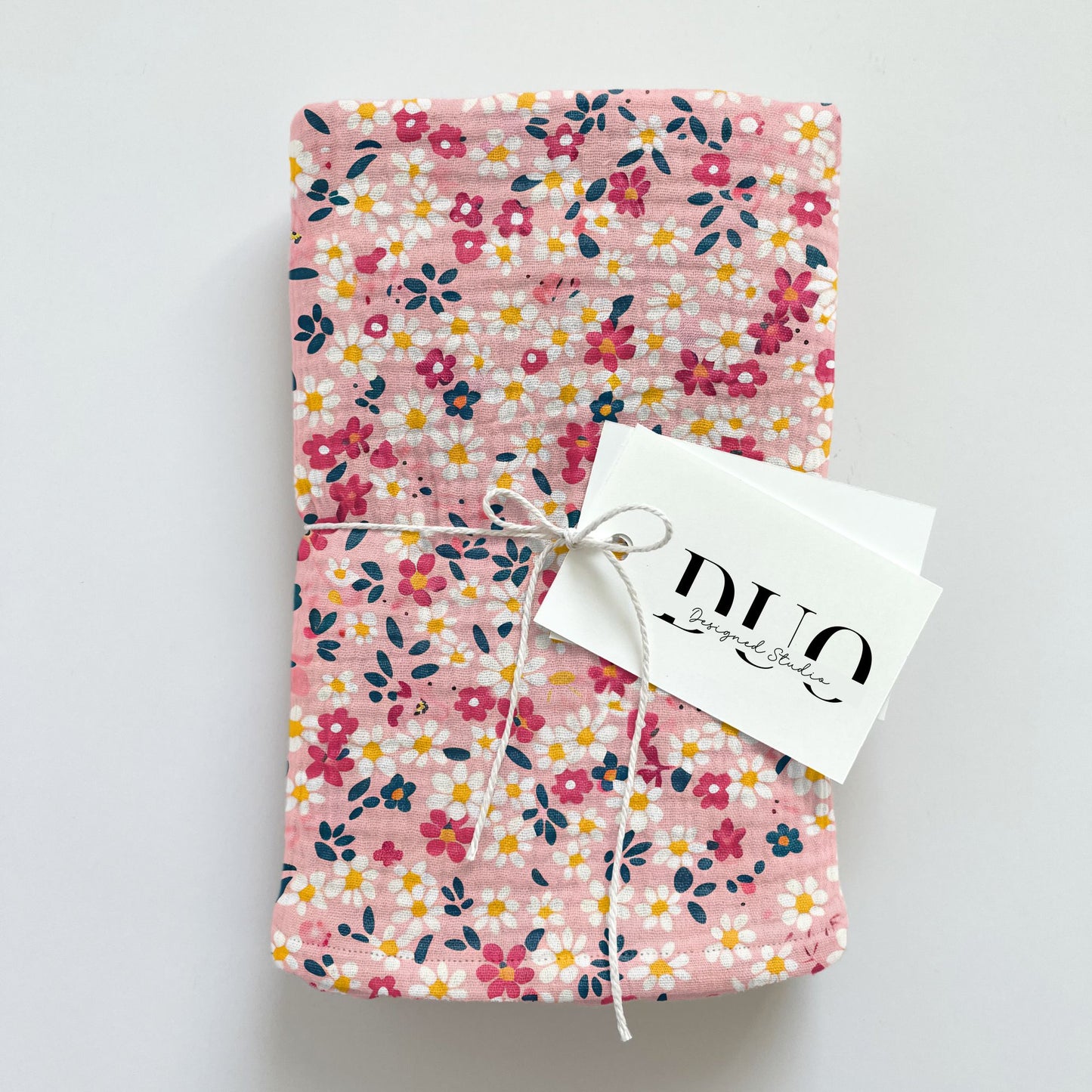 Pink Daisy Digital Seamless Pattern