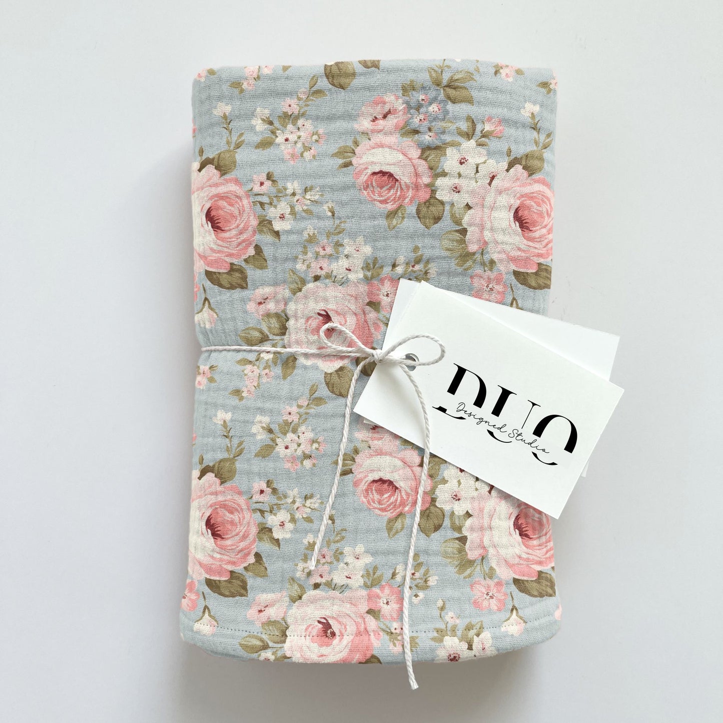 Pretty Pink Roses Digital Seamless Pattern