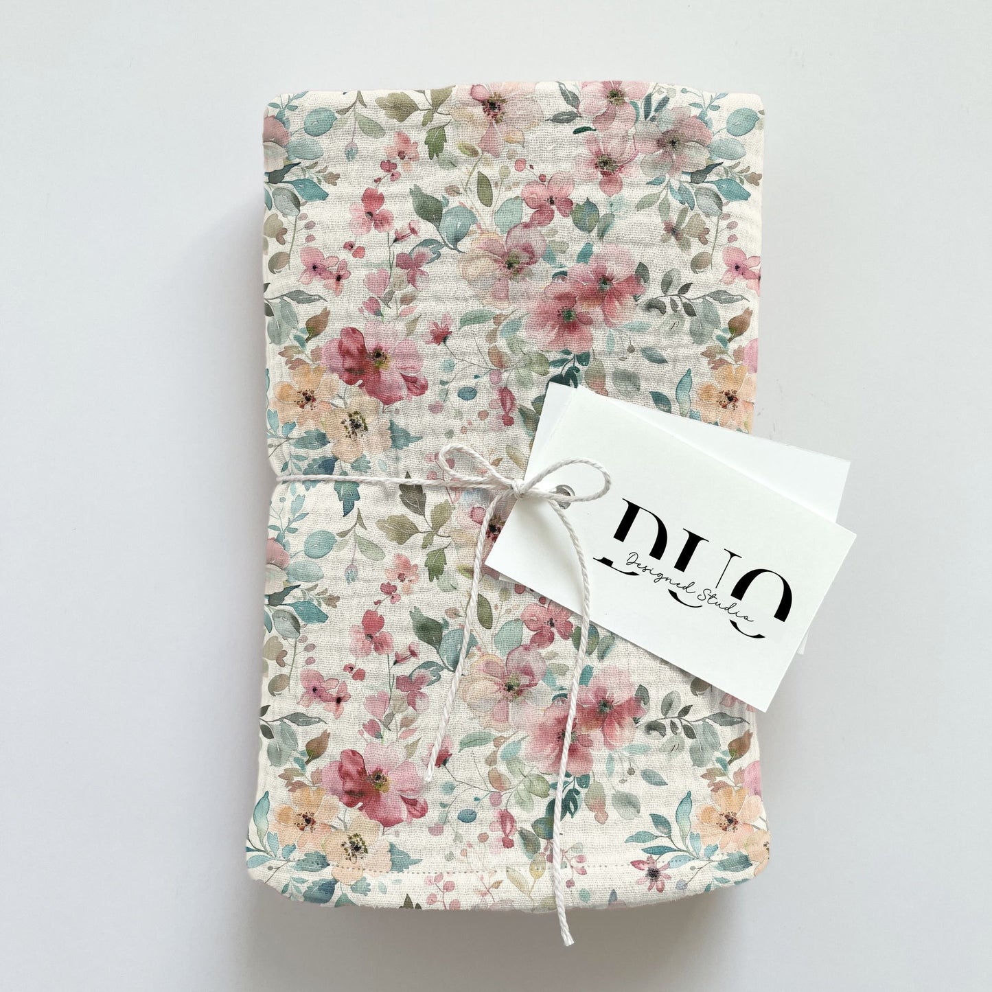 Romantic Floral Digital Seamless Pattern