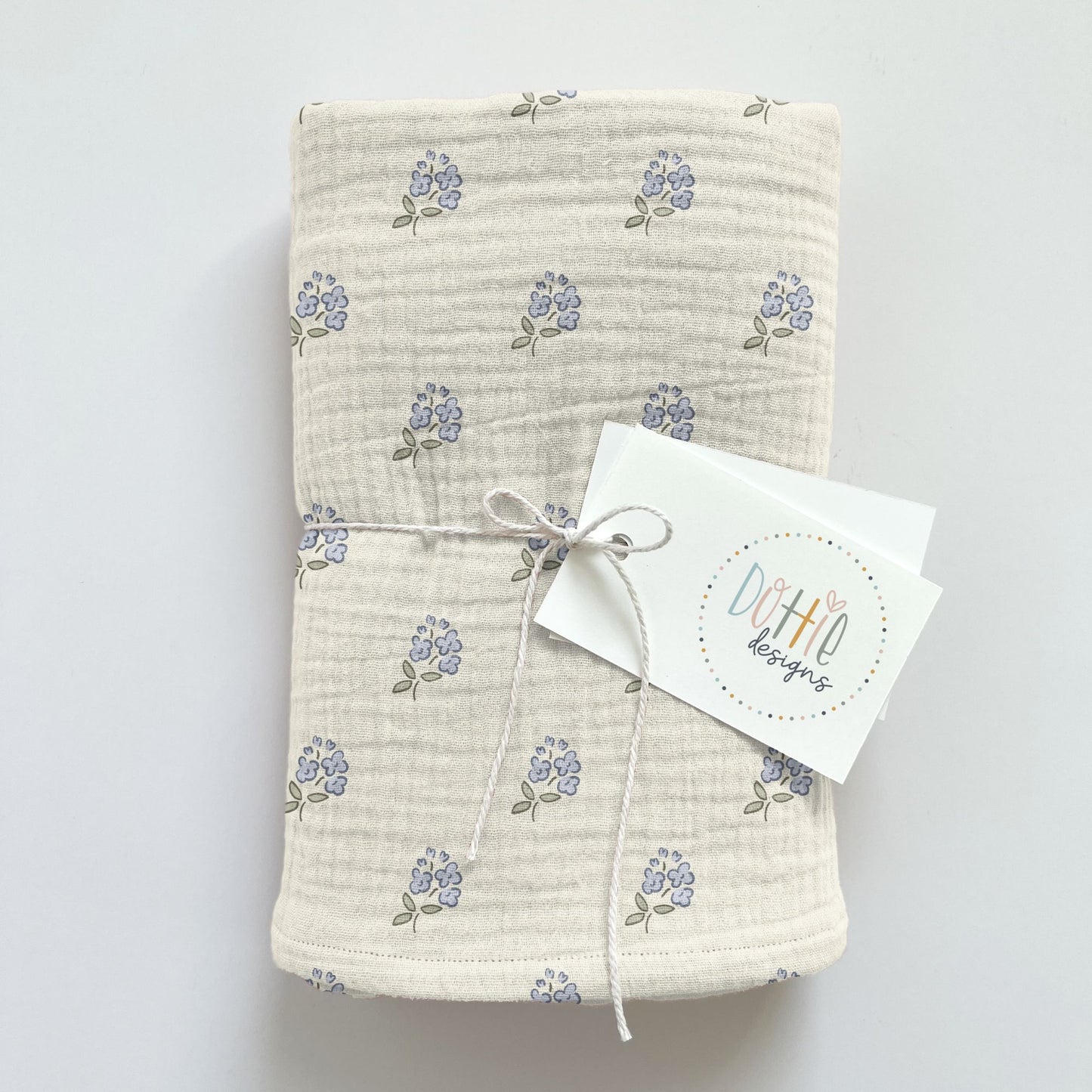 Simple Blue Bunches Cream