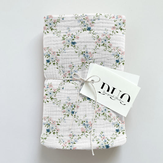 Simple Watercolour Floral Digital Seamless Pattern