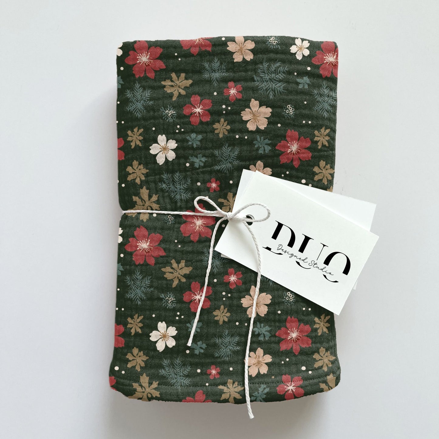 Simple Winter Floral Digital Seamless Pattern