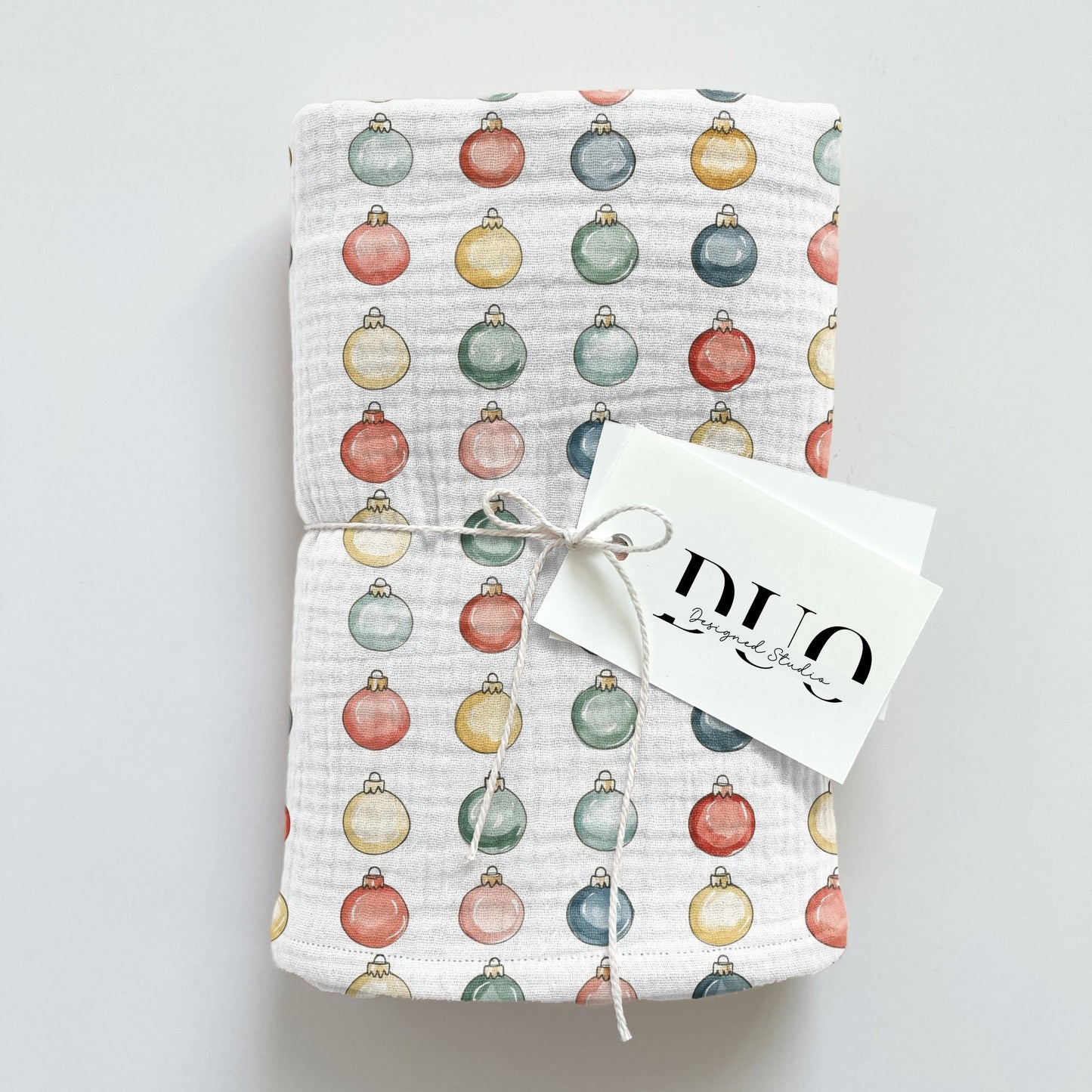 Watercolour Baubles Digital Seamless Pattern