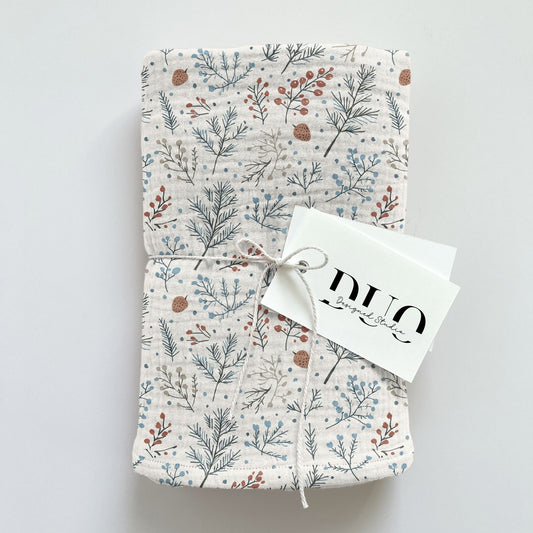 Winter Foliage Digital Seamless Pattern
